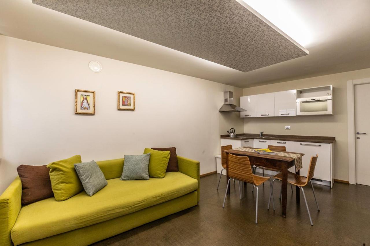 Maison Ginod & Les Fleurs Aosta Dış mekan fotoğraf